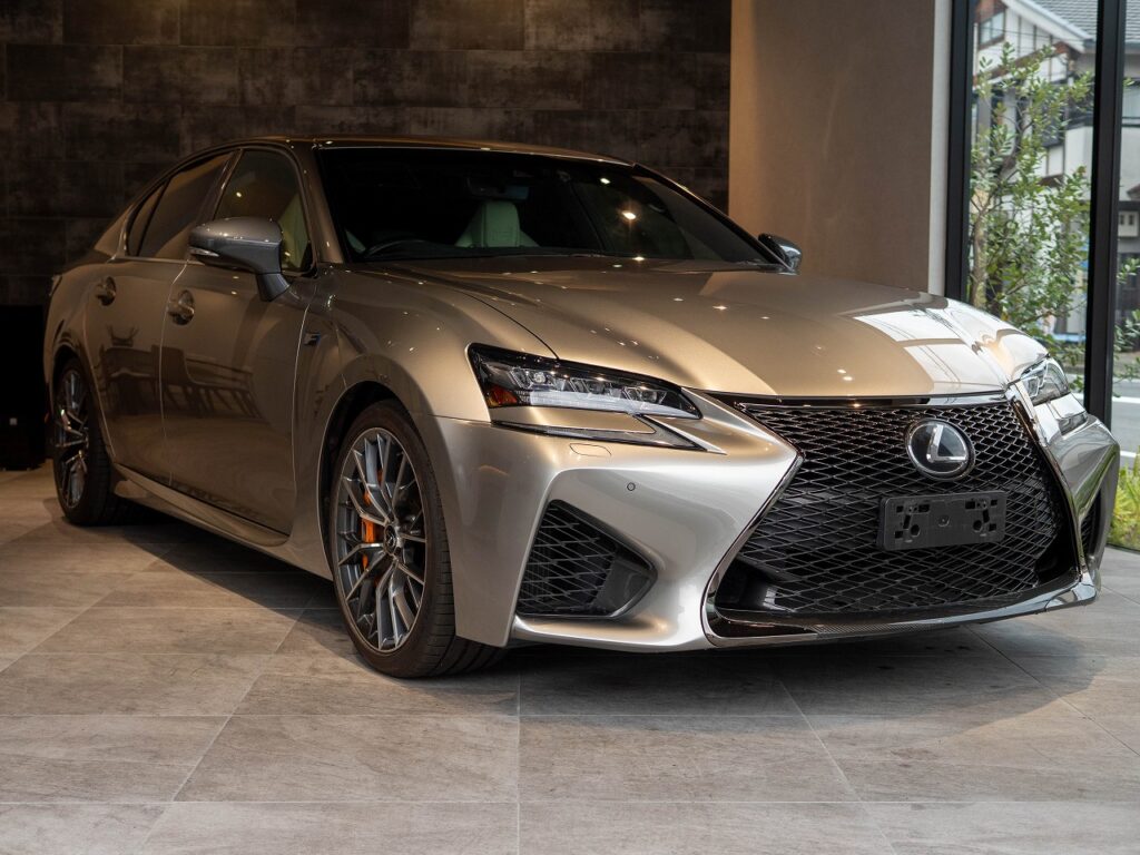GS F